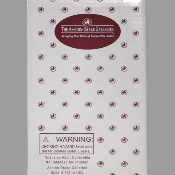 NIB Aston-Drake Galleries “Cute as a Button” Miniature 5” Doll, Collectible - Picture 7 of 8